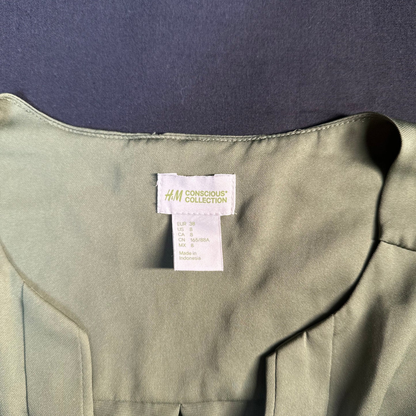 H&M - blouse - Olive - (Storlek: 38)