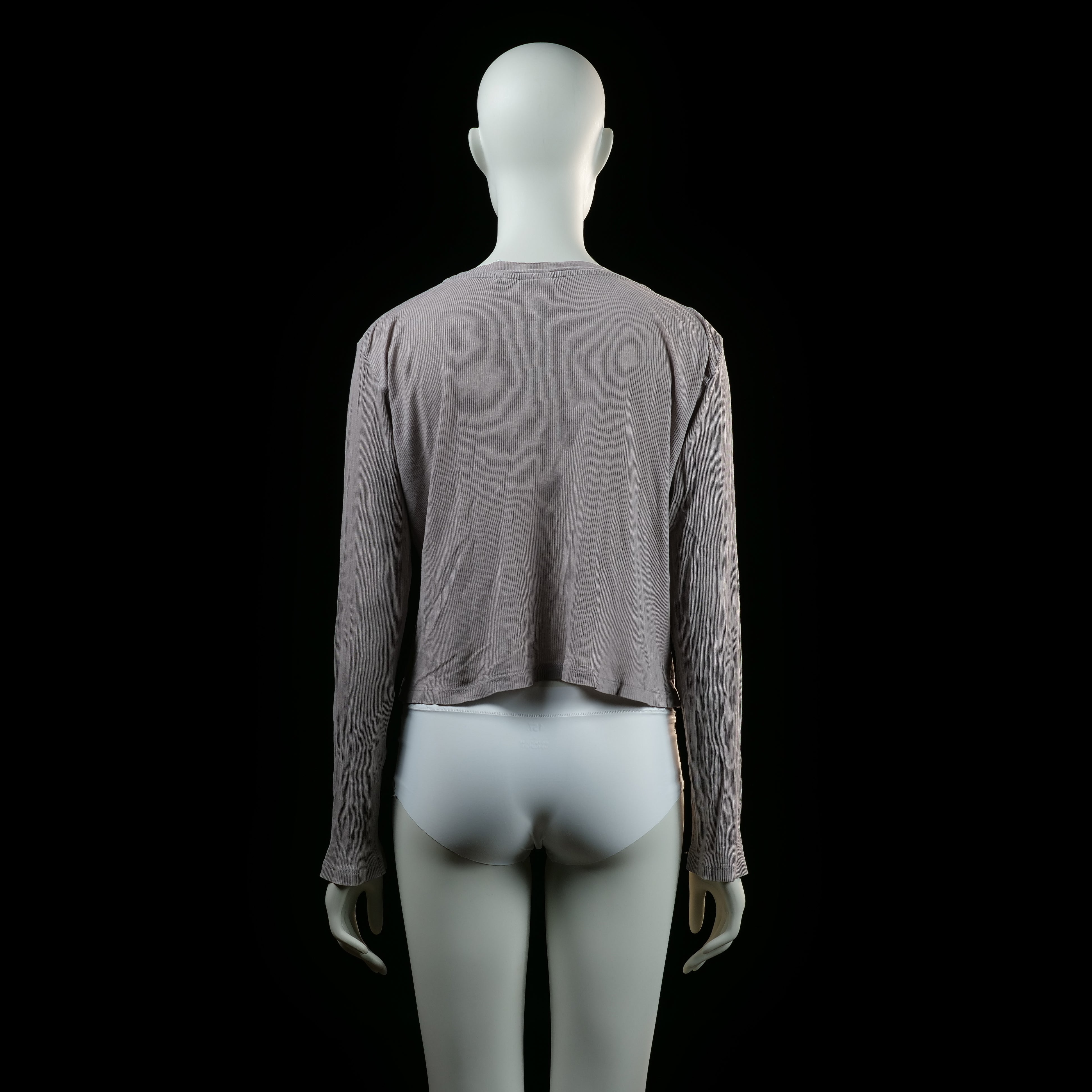 H&M - t-shirt - Lilac - (Storlek: M)