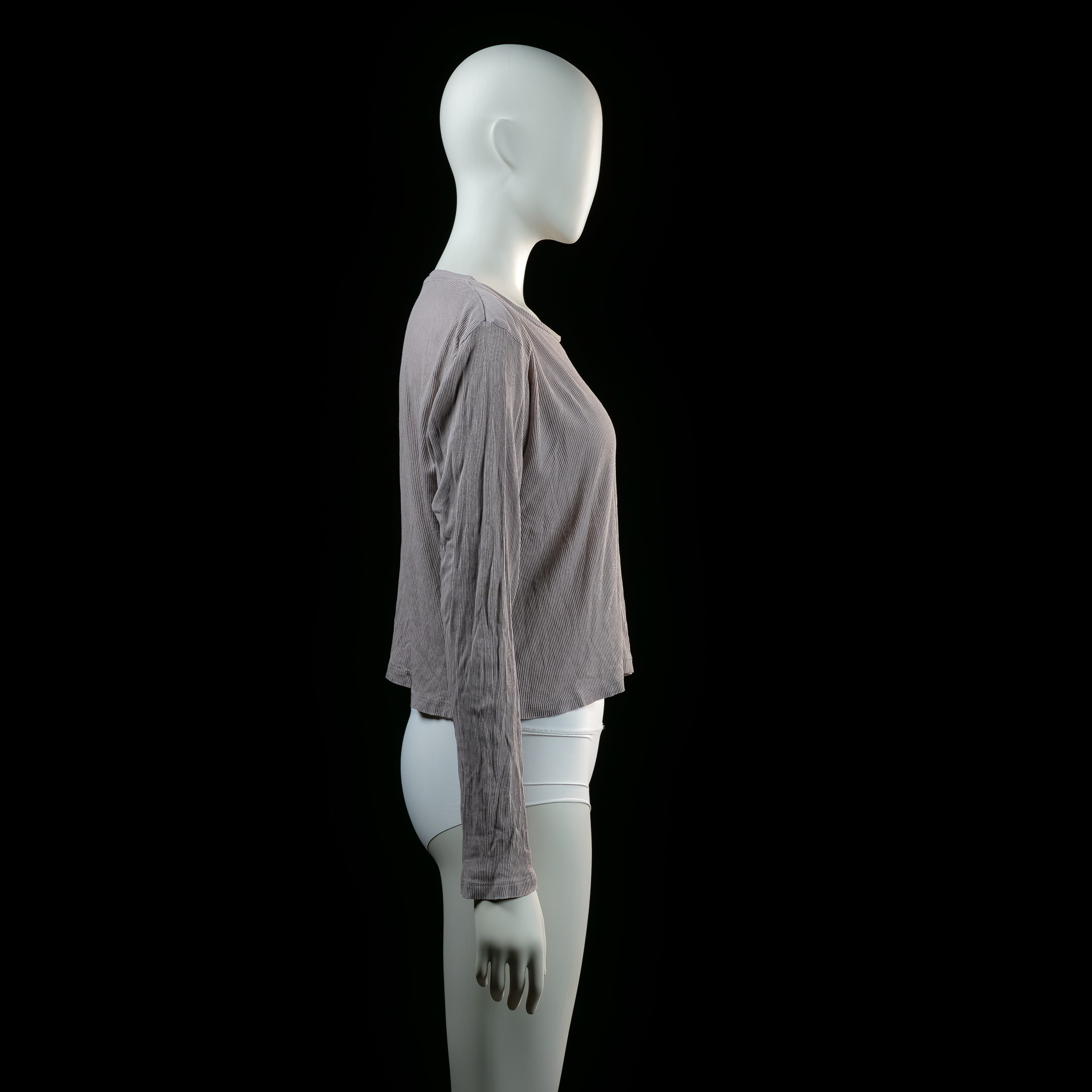 H&M - t-shirt - Lilac - (Storlek: M)