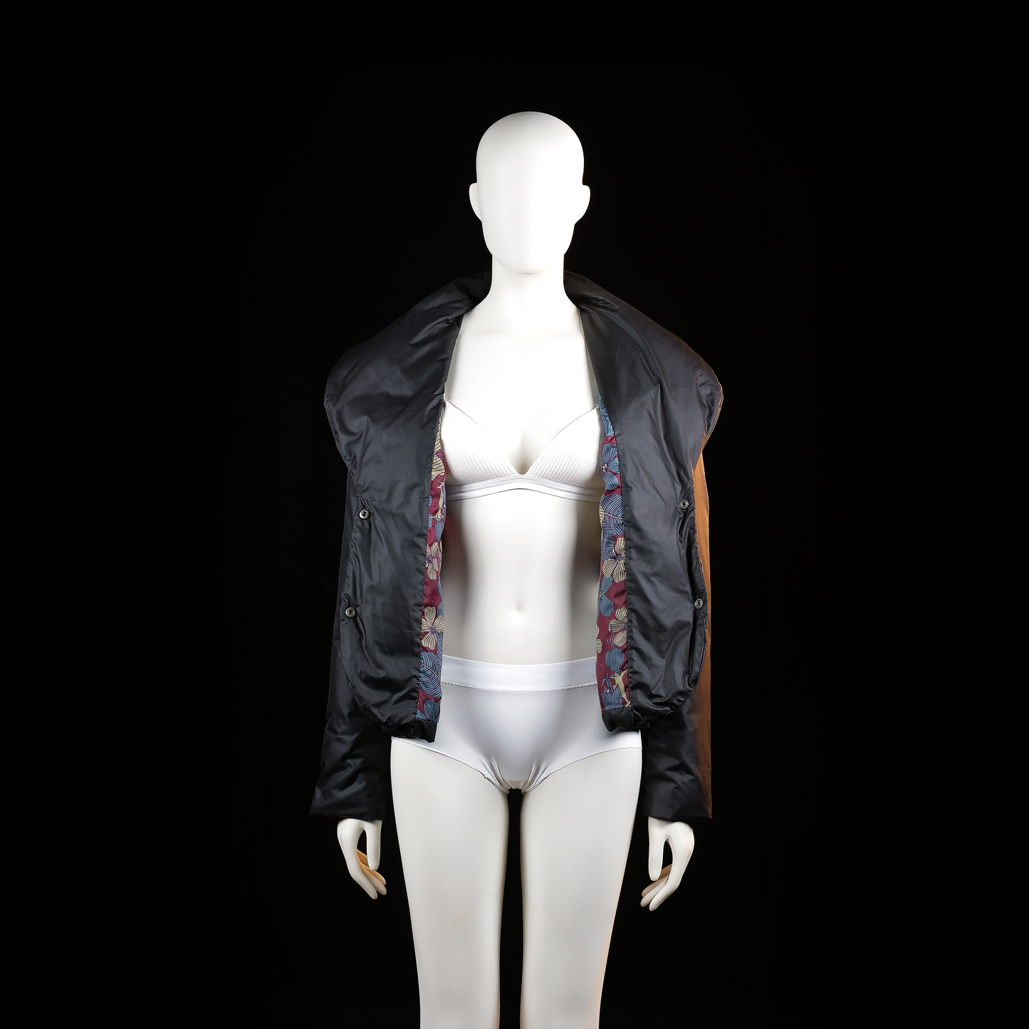 Sisley - padded jacket - Black - (Storlek: M)